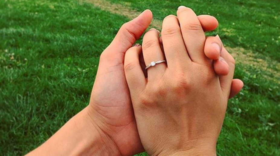 Nečakané zásnuby v našom šoubiznise. Ani nevesta tomu neverila