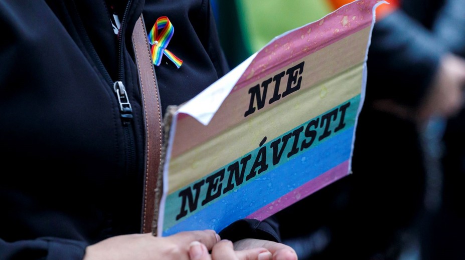 Trenčín si pripomenie obete útoku v bare Tepláreň. Mesto reaguje na zrušenie spomienkového podujatia