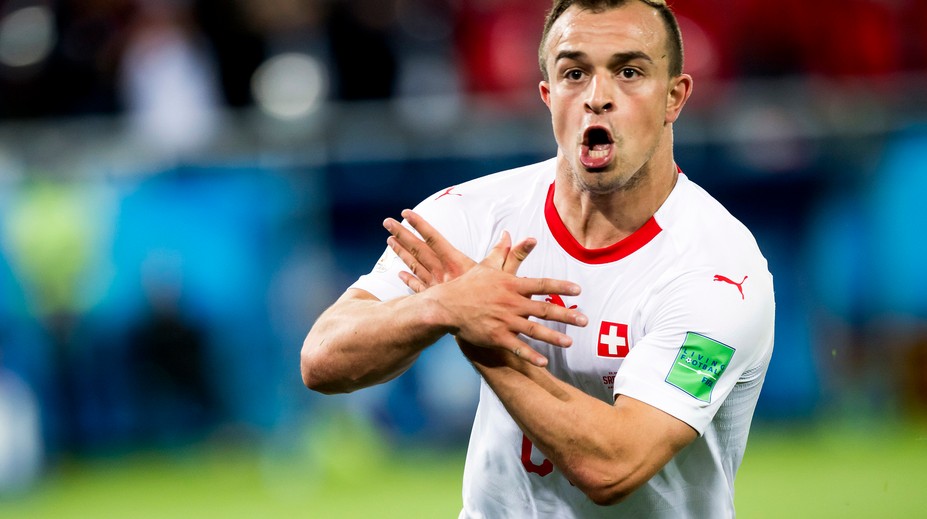 Kontroverzné gólové gestá Xhaku a Shaqiriho budú mať dohru na disciplinárke