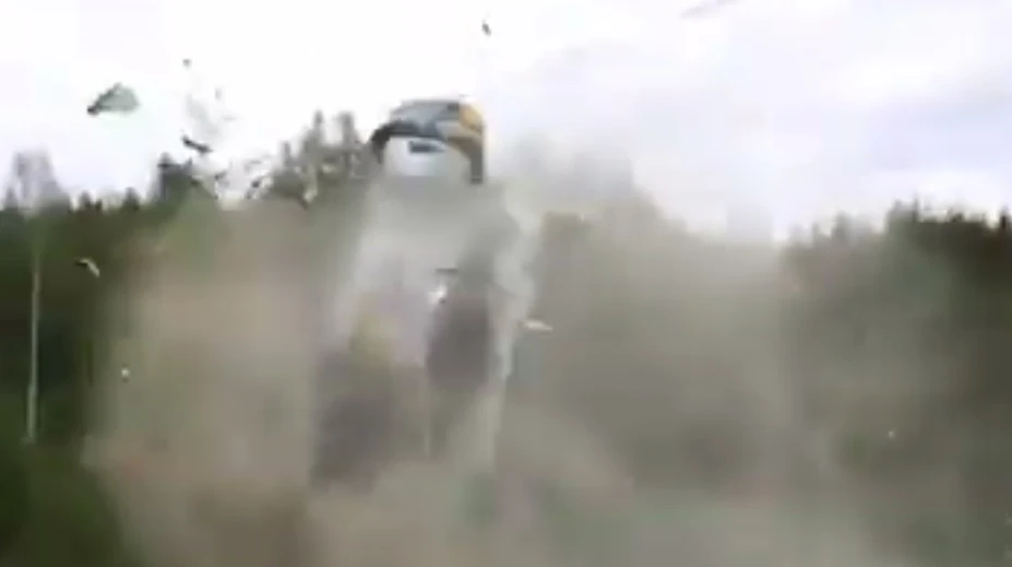 VIDEO: Hrôza na pretekoch rely. Z týchto záberov behá mráz po chrbte