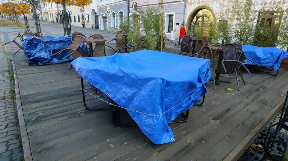 Majitelia reštaurácií žiadajú otvorenie prevádzok alebo adekvátne odškodnenie