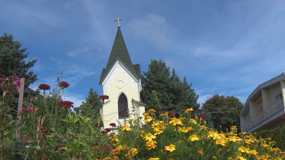 Šikmú vežu nájdete aj v najmenšom meste na Slovensku