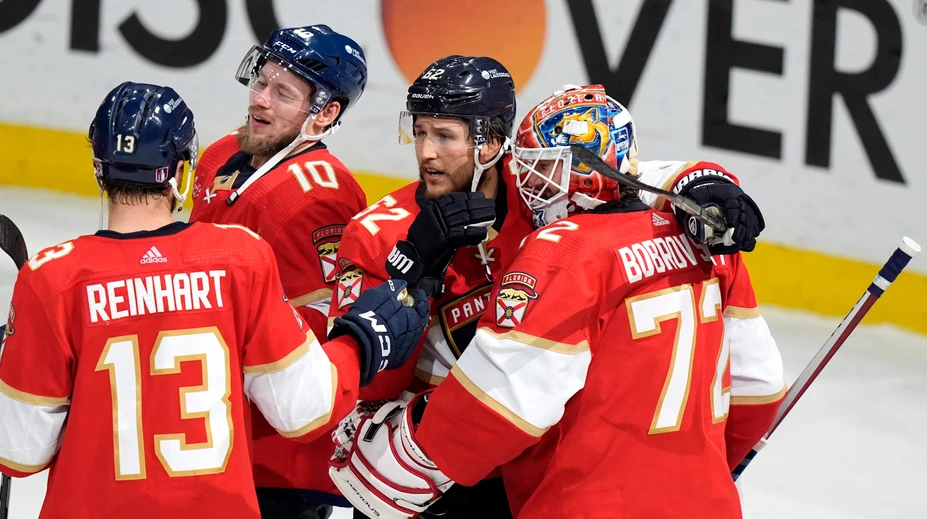 Po roku opäť zabojujú o Stanley Cup. Postupový gól Floridy prišiel desať minút pred koncom