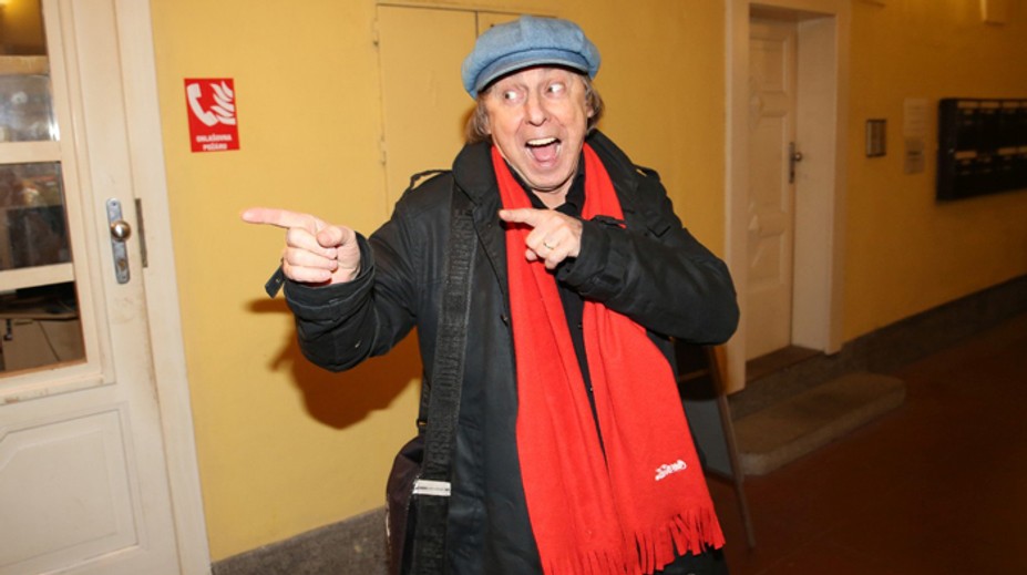 Zomrel komik, ktorého scéna z Pelíškov je nezabudnuteľná