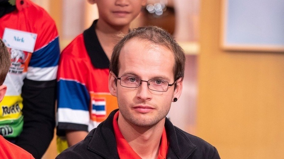 Potápač, ktorý zachraňoval thajských chlapcov z jaskyne, sám uviazol v podzemí