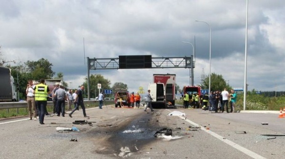 Český kamión sa zrazil s mikrobusom na Ukrajine. Medzi obeťami je aj dieťa