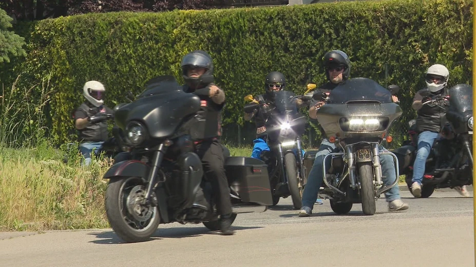 Pre niekoho skupina nadšencov motoriek, pre iných obávaný gang. Hells Angels majú temnú minulosť