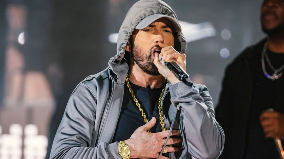 Urážanie celebrít, LGBTI+ a ľudí s mentálnymi chorobami. Eminem vydal nový album plný kontroverzie