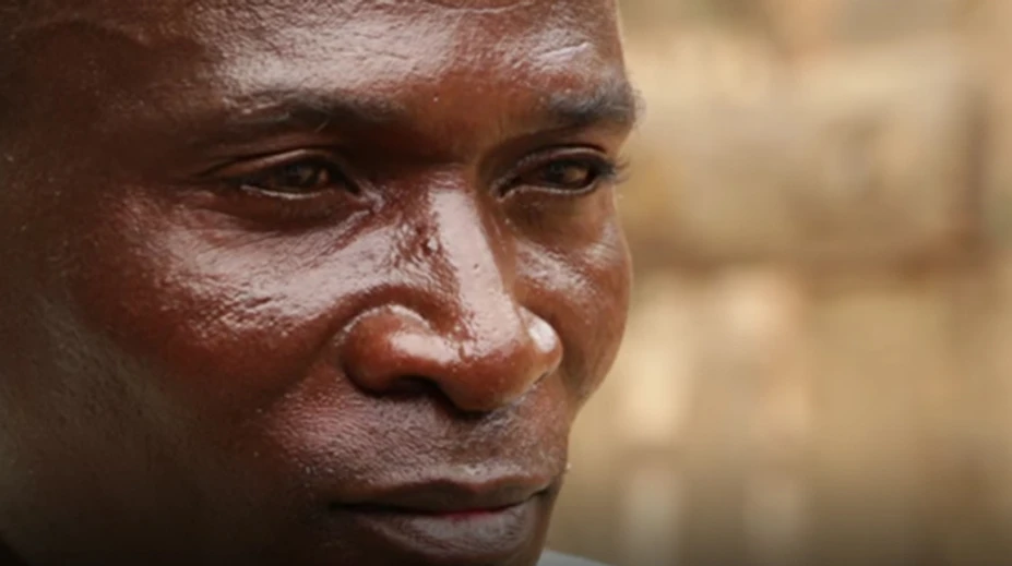Zaúča 12-ročné dievčatá do sexuálneho života. Otrasný rituál v Afrike