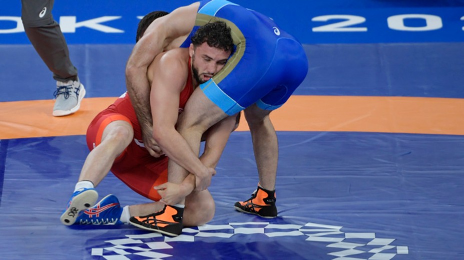 Zápasník Boris Makojev prehral v prvom kole v kategórii do 86 kg