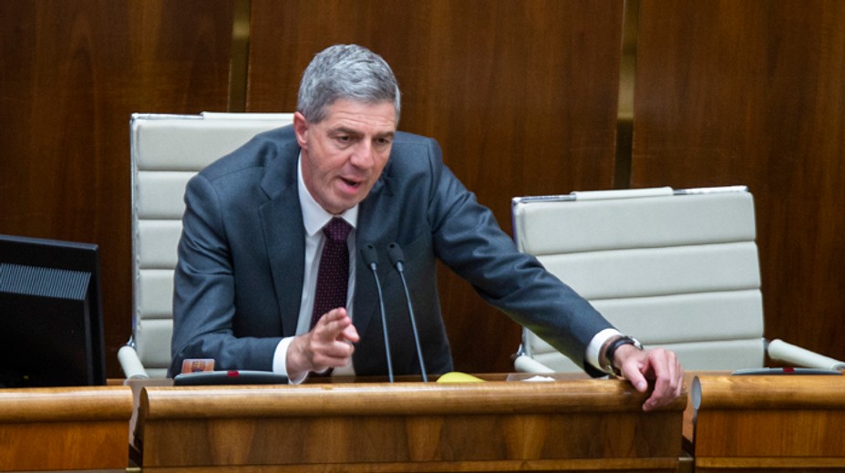 Hnutie Spolupatričnosť ponúklo miesta na kandidátke Mostu. Bugára však nechcú