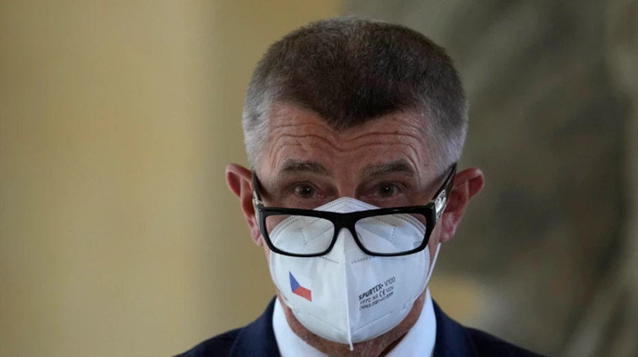 Krik v predvolebnej debate v Česku. Kandidáti na premiéra sa pohádali hneď v úvode
