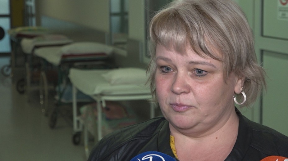 Agresívny pacient udrel päsťou pod oko v žilinskej nemocnici sanitárku