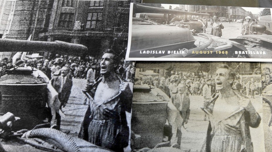 Pred 49 rokmi sa v noci zmenilo Československo. A táto fotka sa zapísala do dejín