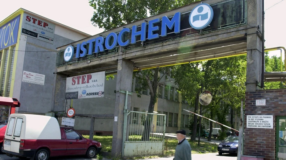 Vodu zo studní v okolí Istrochemu neodporúčajú hygienici na pitie, hygienu či polievanie