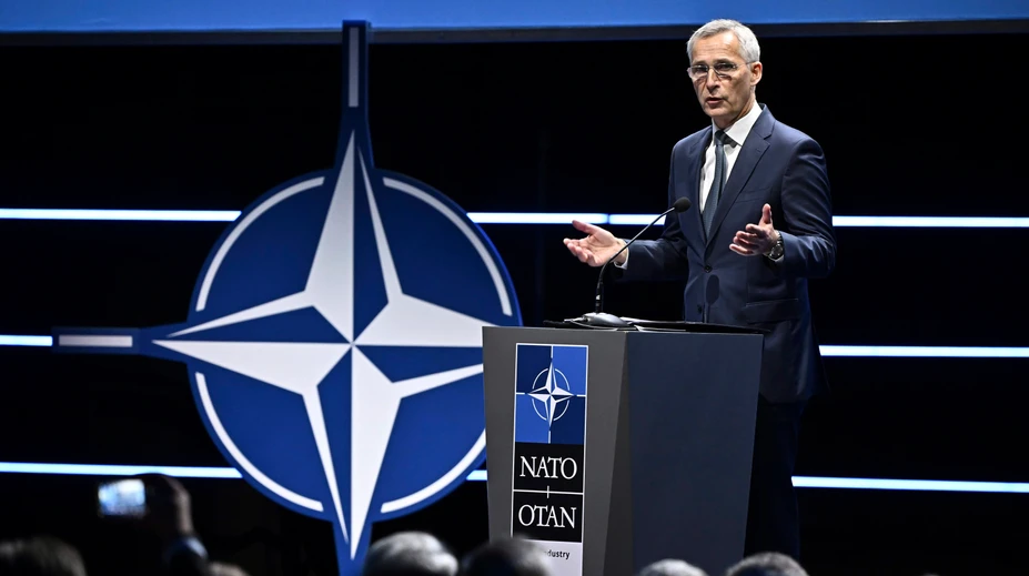 Stoltenberga čakajú posledné mesiace vo funkcii šéfa NATO. Objavujú sa mená jeho možných nástupcov