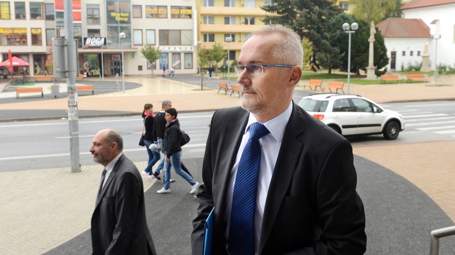 Bývalí politici SDKÚ-DS zakladajú novú stranu Doprava