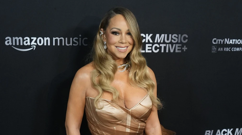 Speváčka Mariah Carey smúti. V jeden deň prišla o mamu aj sestru