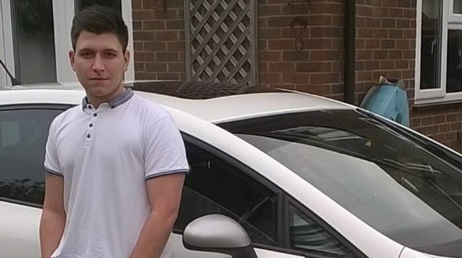 Drzý šofér zabral štyri parkovacie miesta. Jeho vysvetlenie ľudí ešte viac rozzúrilo