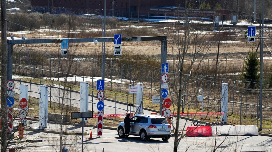 GALÉRIA: Fínsko predstavilo prvý úsek plota na hranici s Ruskom