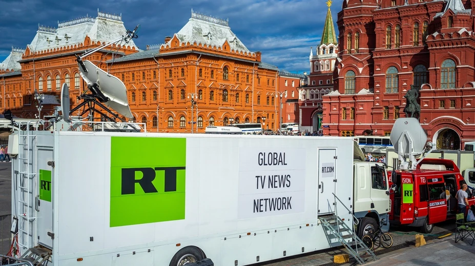 YouTube zablokovala dva videokanály siete Russia Today. Moskva pohrozila odvetnými krokmi