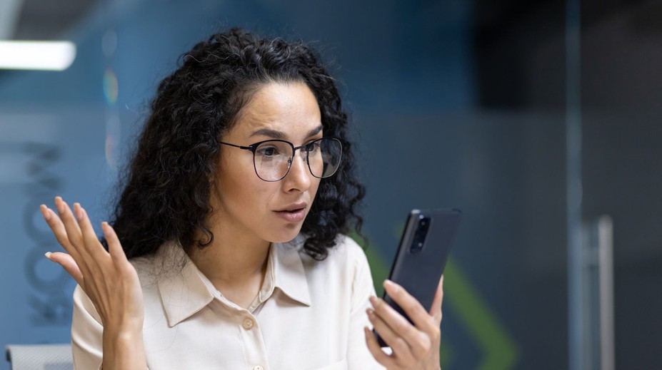 Vrátenie dane 100 eur bolo schválené. Pošleme vám ich na účet, píše sa v podvodnej SMS