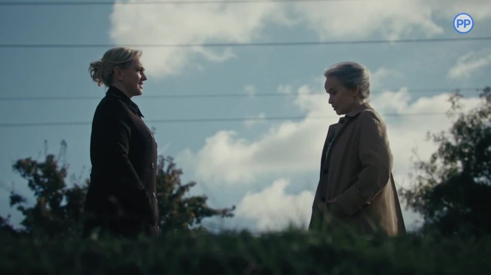 Spojí ich to, čo ich rozdelilo? Sára dostala od Jany ponuku, ktorá sa neodmieta