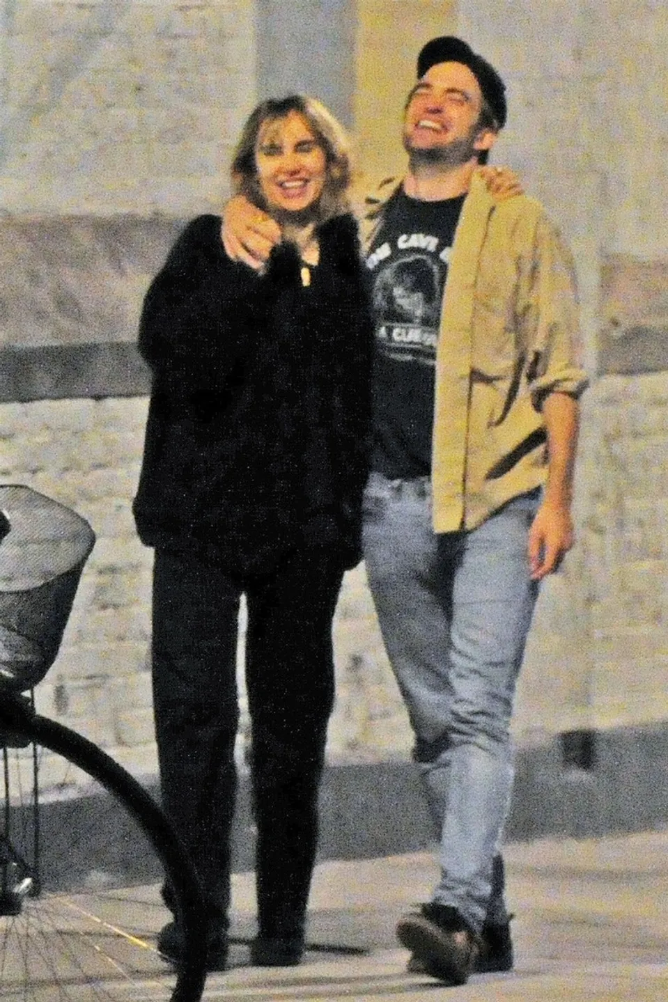 Robert Pattinson a Suki Waterhouse