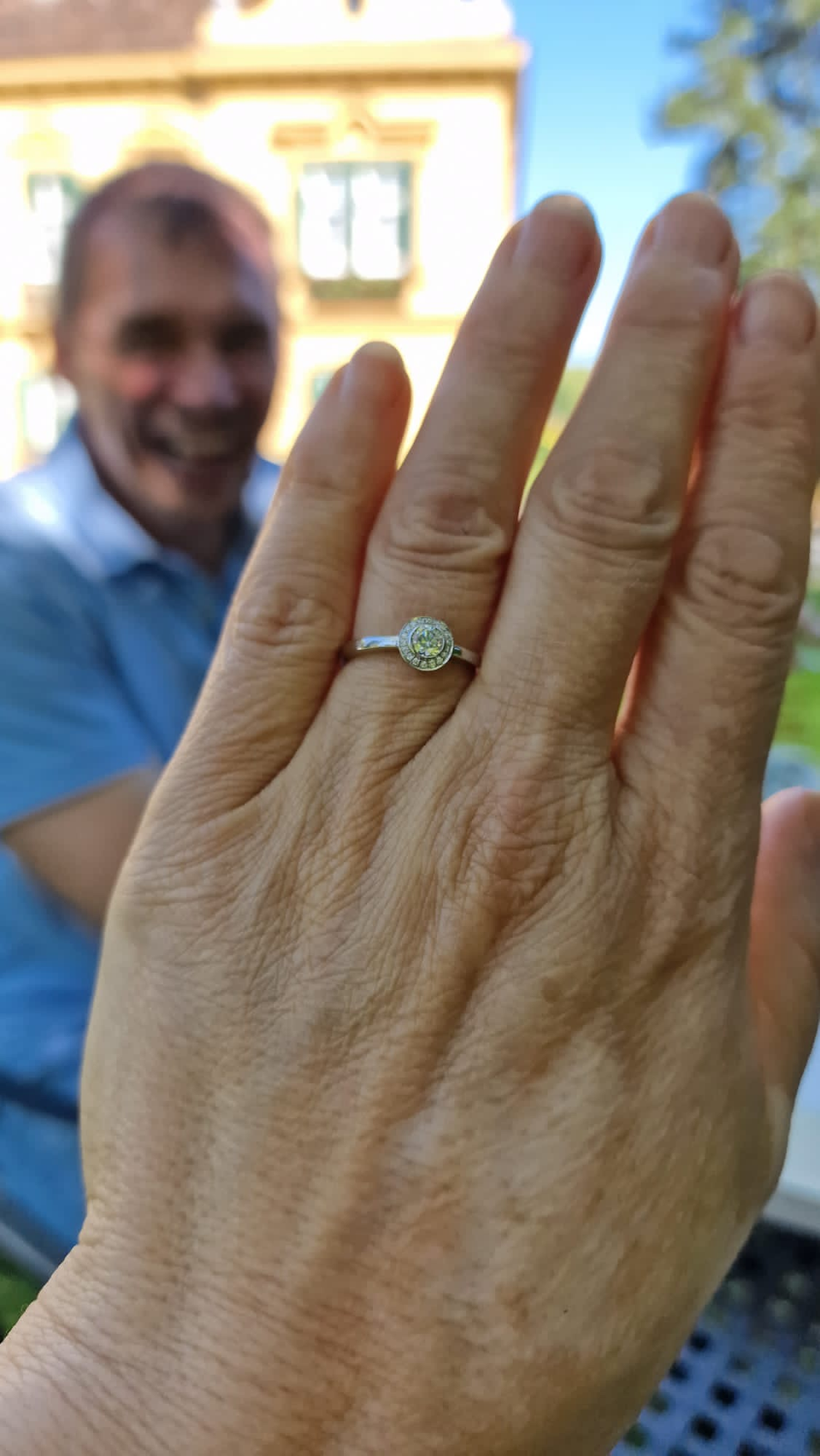 Adriana Poláková sa zasnúbila