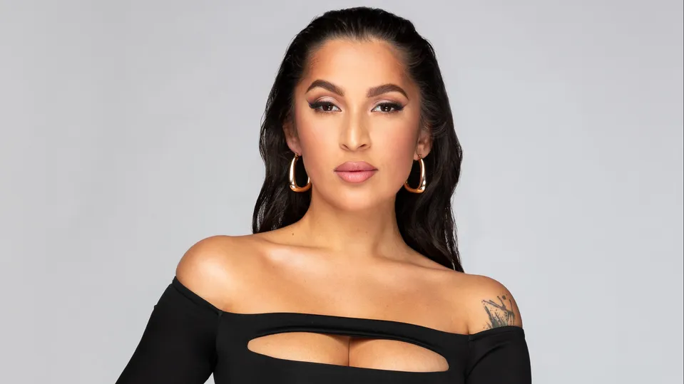Nika - Pocahontas