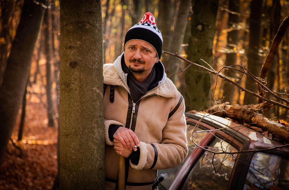 Dano Heriban ako Ďuro Brmbalík v seriáli Horná Dolná