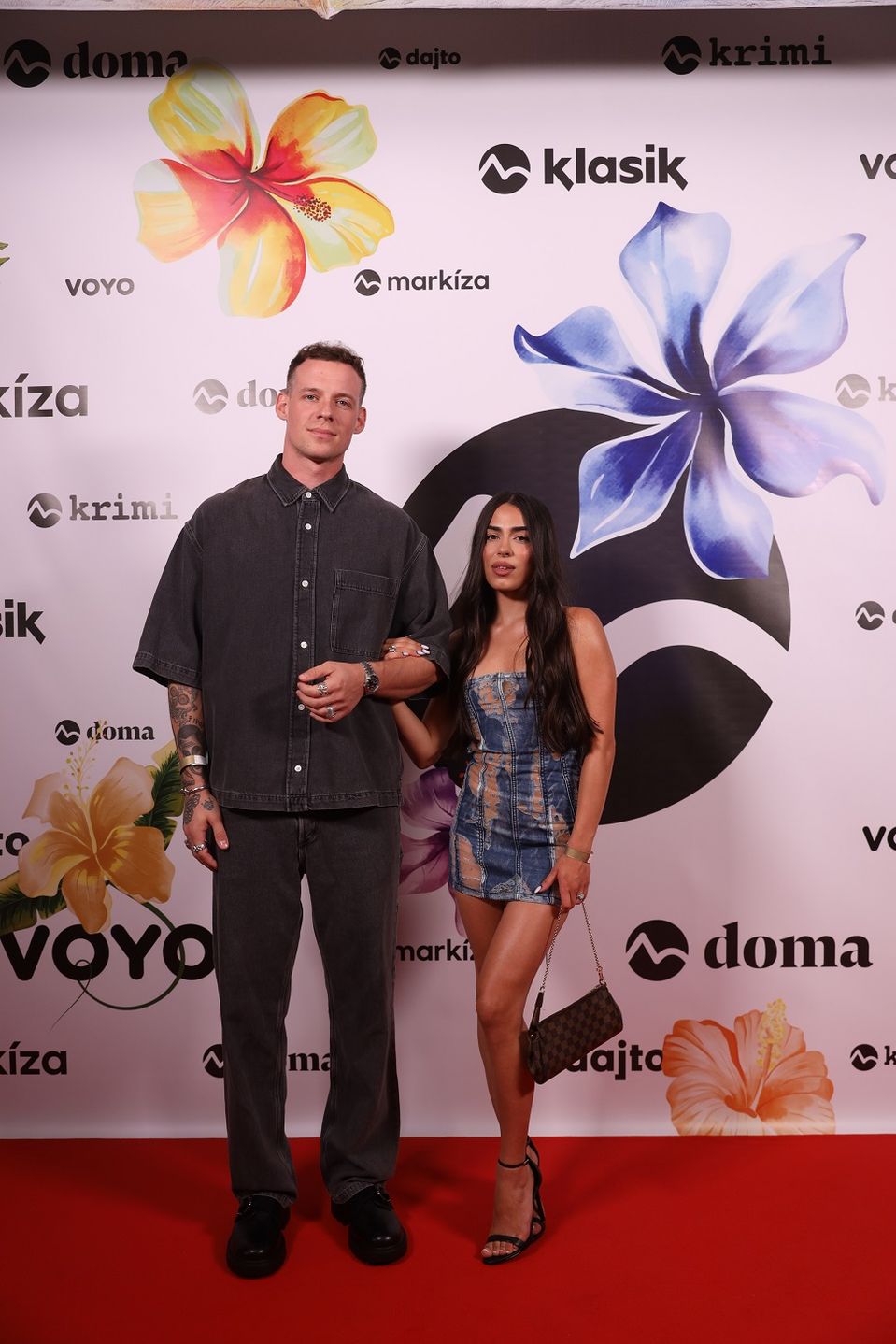 Krištof Králik s novou priateľkou na Summer media party 2024