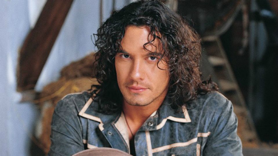 Skrytá vášeň - Juan (Mario Cimarro)