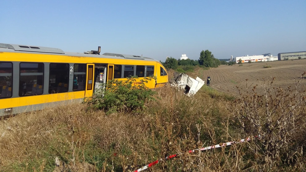 Zrážka vlaku s kamiónom 