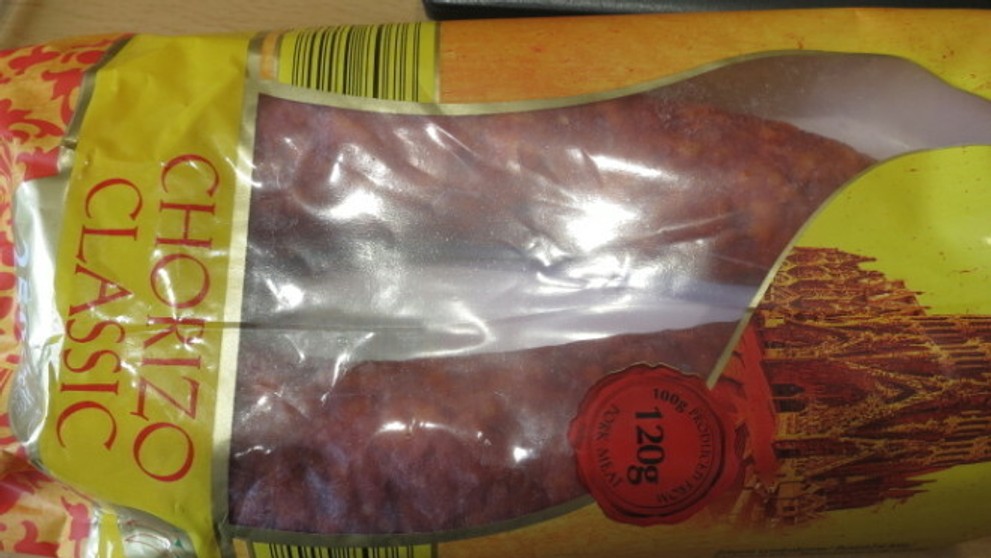 V Lidli objavili falšované klobásy a syr. 