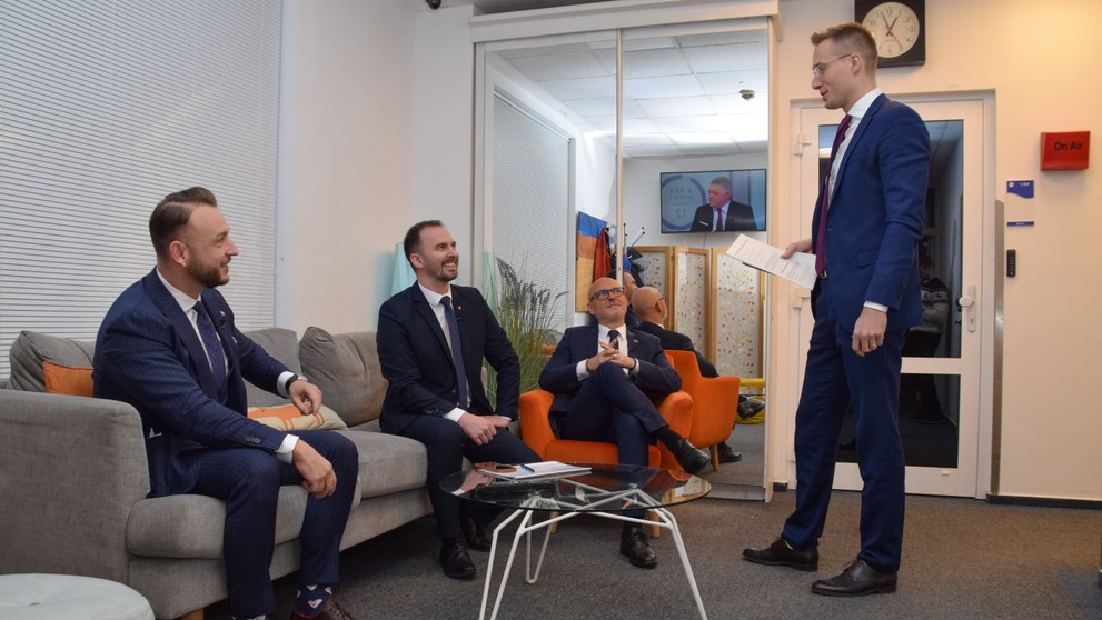 Matúš Šutaj Eštok, Branislav Gröhling a Michal Šipoš v relácii Na telo.