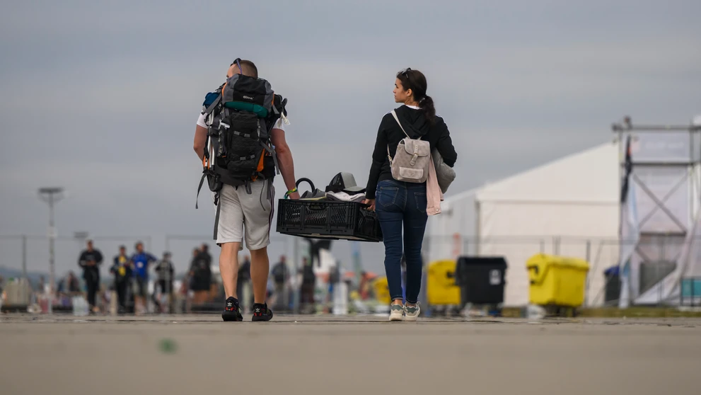 Festival Pohoda po intenzívnej búrke a páde stanu predčasne ukončili.