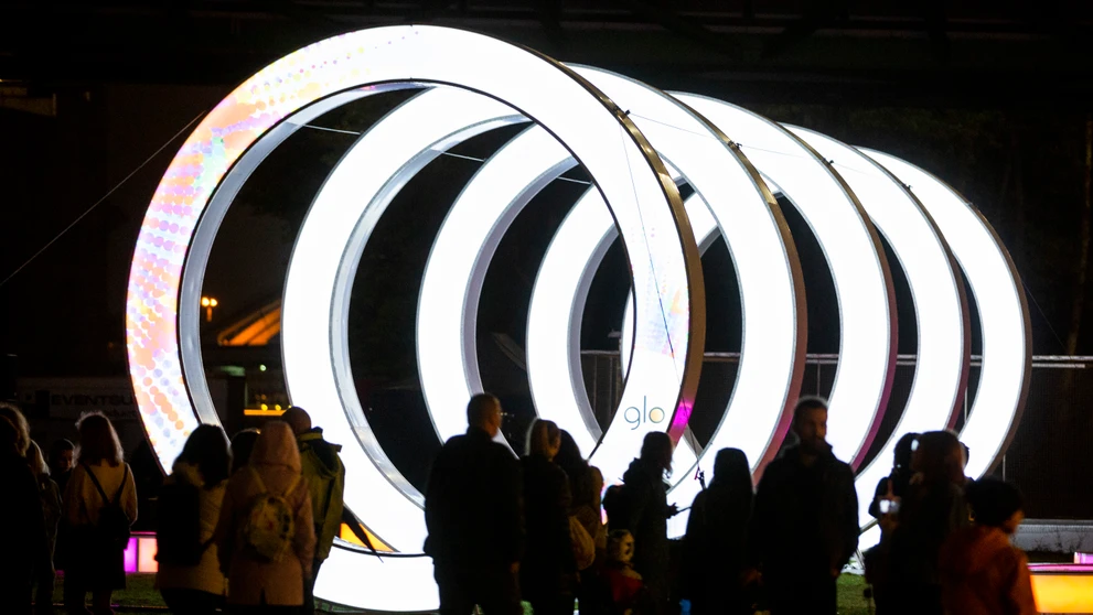 Circles od Glo creative na Tyršovom nábreží.