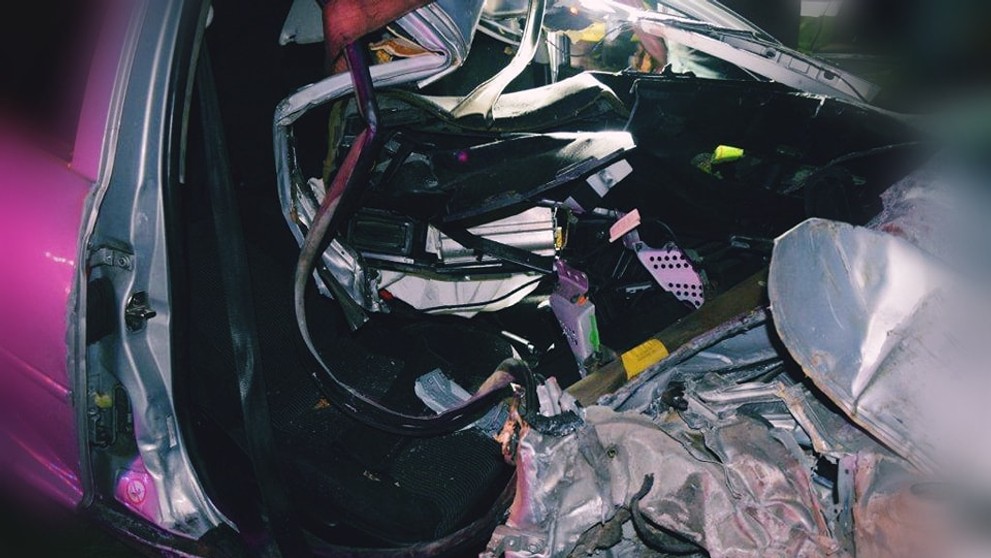 Pri nehode sa zranila celá posádka auta