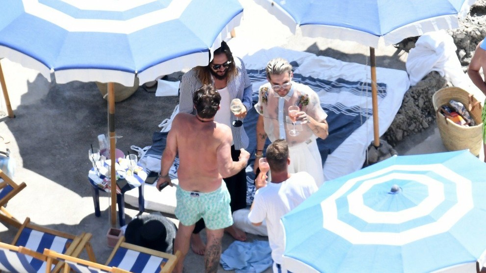 Svadba sa konala na luxusnej jachte. 