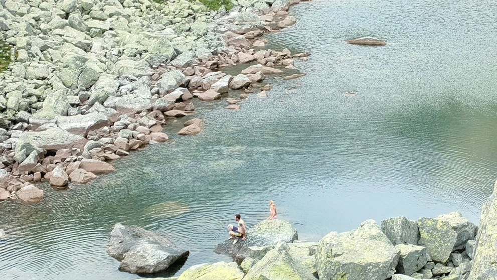 Českú turisti sa schladili v jednom zo Žabích plies
