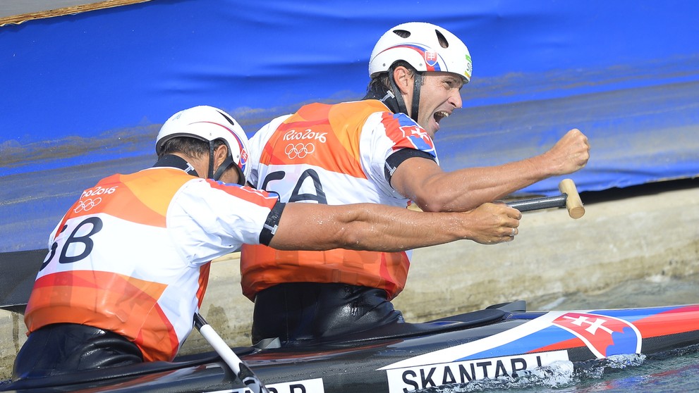 Slovensko má prvé olympijské zlato! Získali ho Škantárovci
