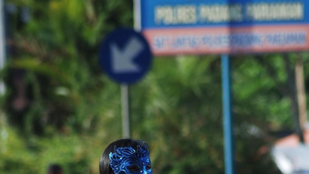 Policajtka Wonderwoman v Indonézii