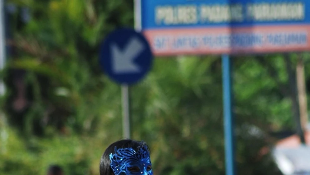 Policajtka Wonderwoman v Indonézii