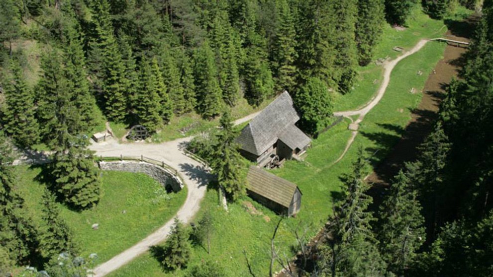 Pohľad na Vodný mlyn v Kvačianskej doline. 