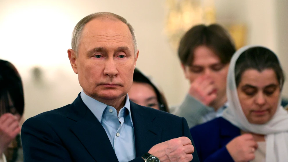 Putin slávil Božie narodenie v spoločnosti rodín vojakov padlých na Ukrajine.
