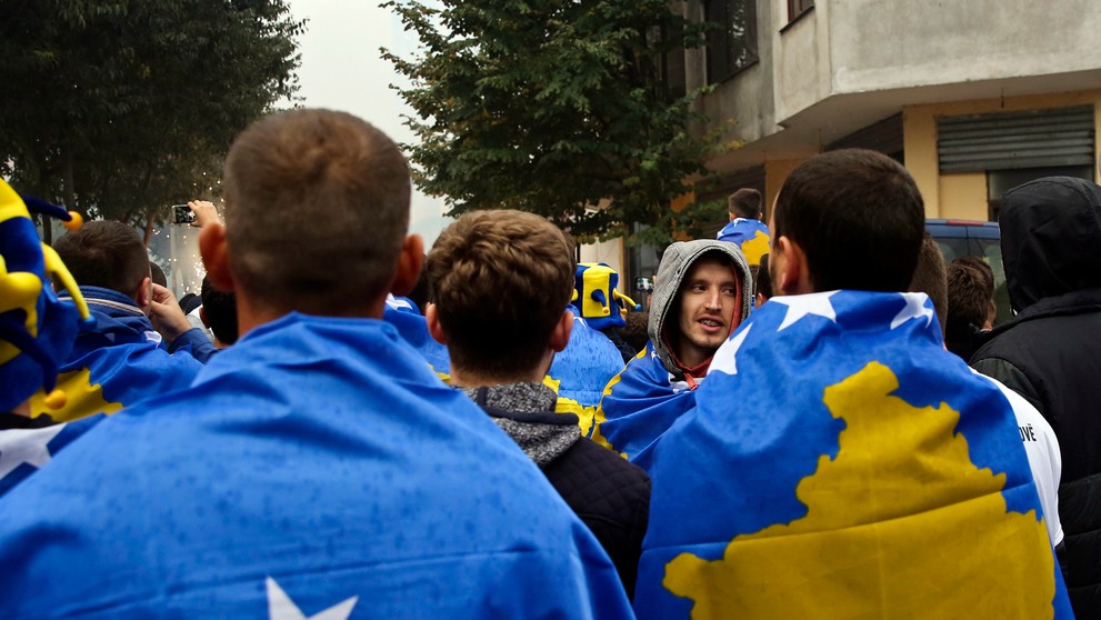 Priaznivci Kosova pred duelom kvalifikácie proti Chorvátsku.