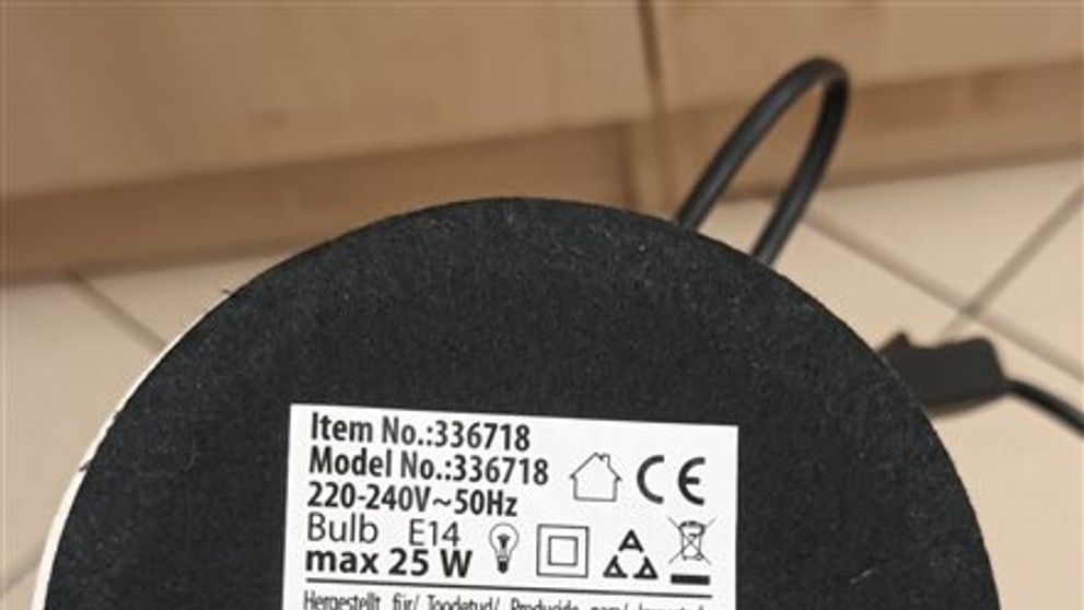 SOI sťahuje z trhu prenosné svietidlo