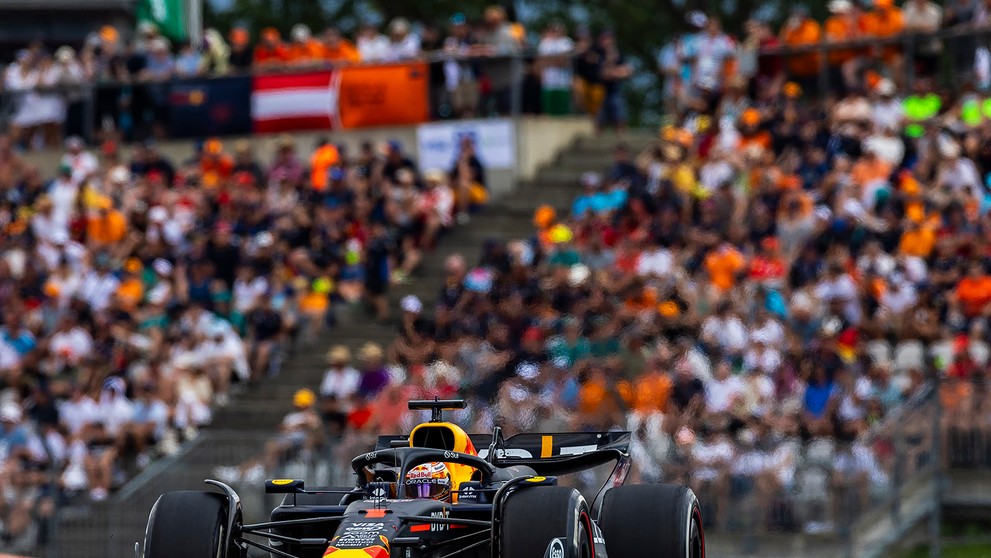 Úradujúci majster sveta a líder priebežného rebríčka v aktuálnom ročníku Max Verstappen.