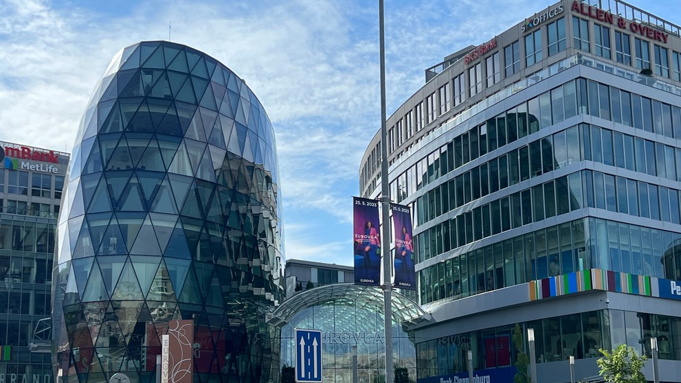 Zásah polície v nákupnom centre Eurovea.